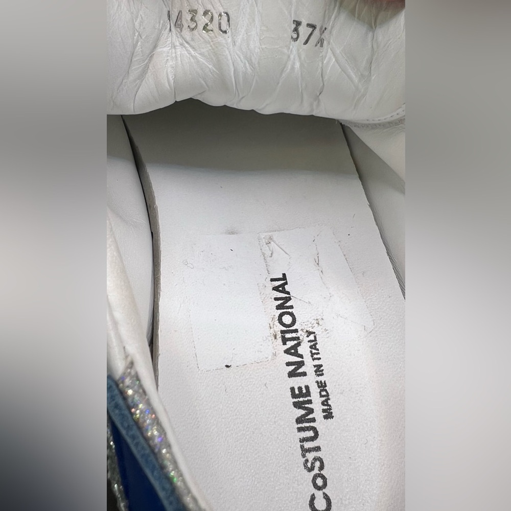 CNC CoSTUME National White Sneakers with Blue Heel Accent- Size:37-1/2 - Picture 9 of 10